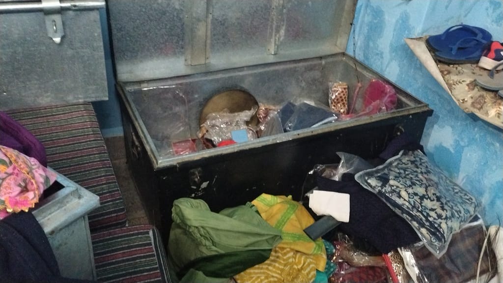 Thieves broke the locks of four houses in Gagal.