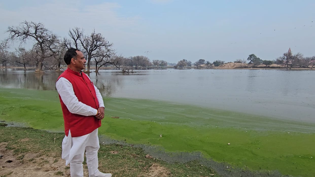 Baroli visited the Kalvan migratory bird conservation site and said, "The biodiversity is amazing."