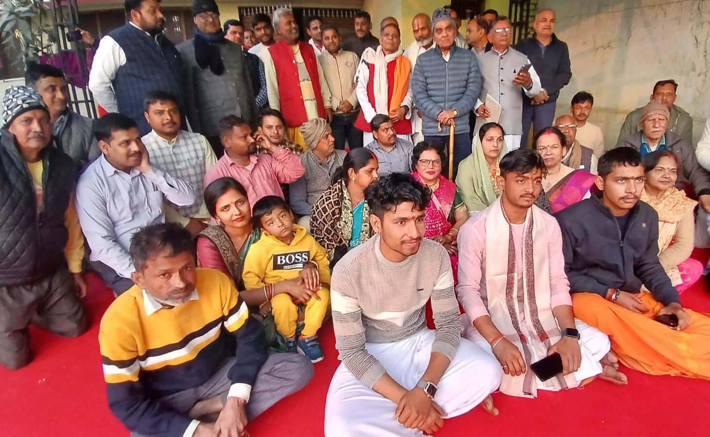 32- कालिकुलालयम आश्रम में बैठक में शामिल विप्र गण- संगठन