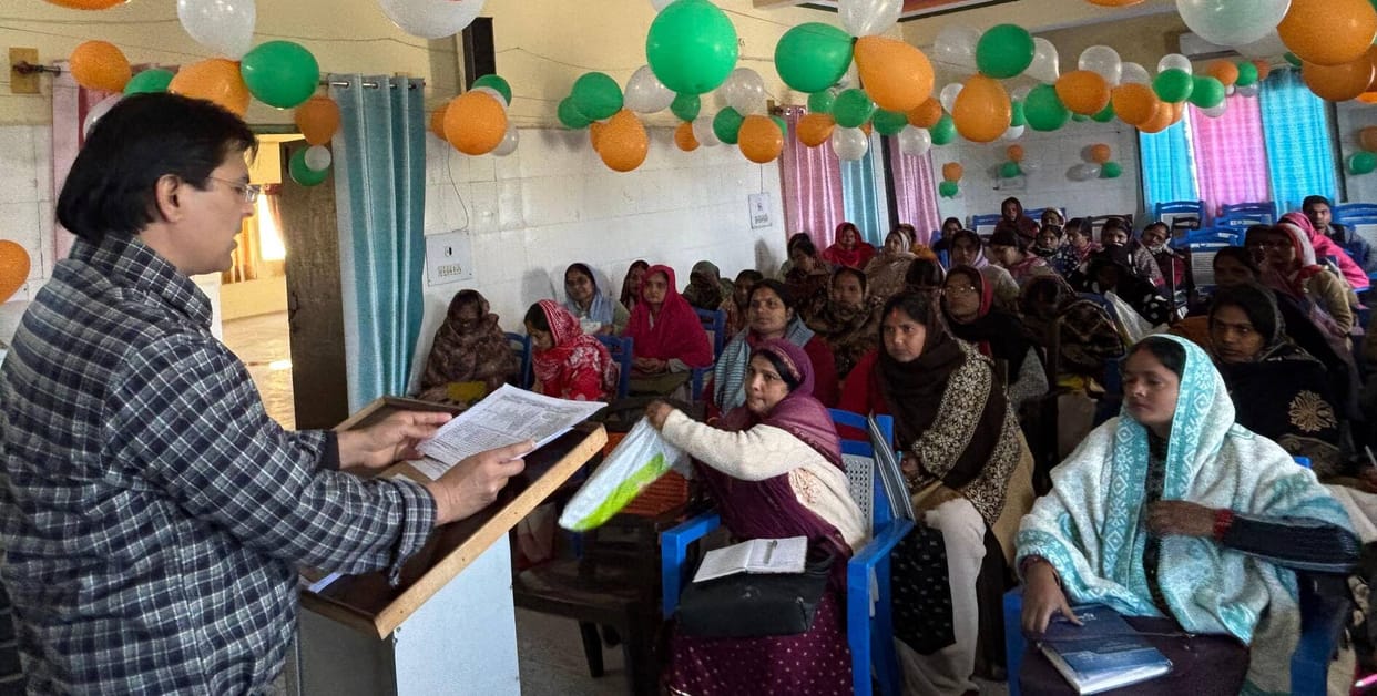 ASHA Many pregnant women regularly check the health