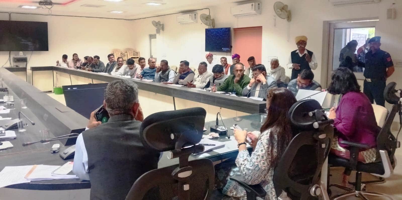 डिम्ड फोरेस्ट घोषित करने को लेकर हुई जनसुनवाई