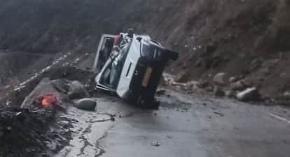 Bharmour-Pathankot highway restored after seven hours, 91 roads closed, 900 villages without electricity for six days