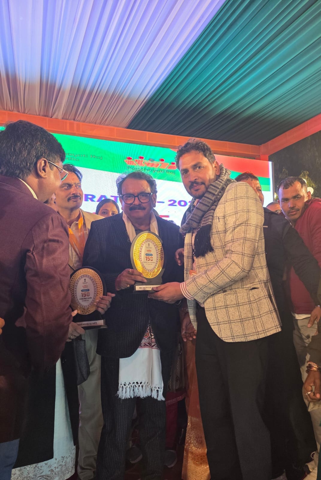 The panchayat of Sisar Khas was honored by the Union Minister.