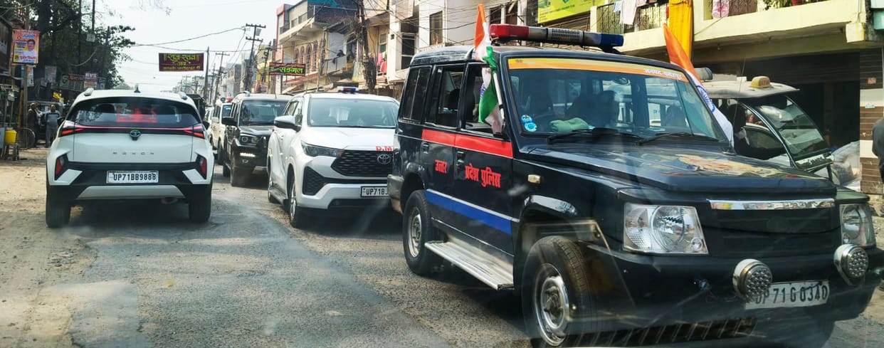 The city has been stuck in traffic jams for two days due to lack of diversion plan.