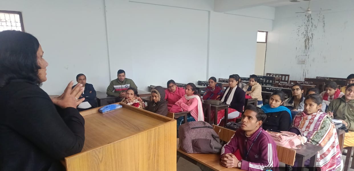 A lecture was given on stress management and career counseling.