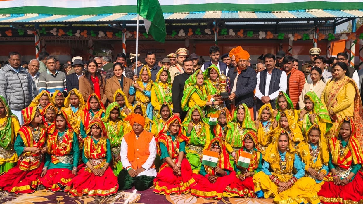 At the district-level Republic Day celebration, MP Dharmbir Singh hoisted the national flag, saying that our youth have the best thinking in the whole world.