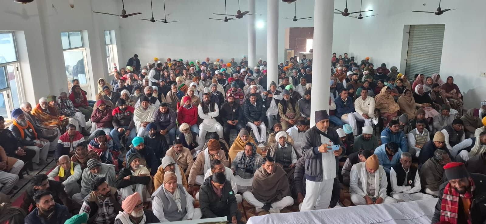 कामरेड जगमाल सिंह नथवान की बरसी पर आयोजित किसान कन्वेंशन में मौजूद सदस्य।