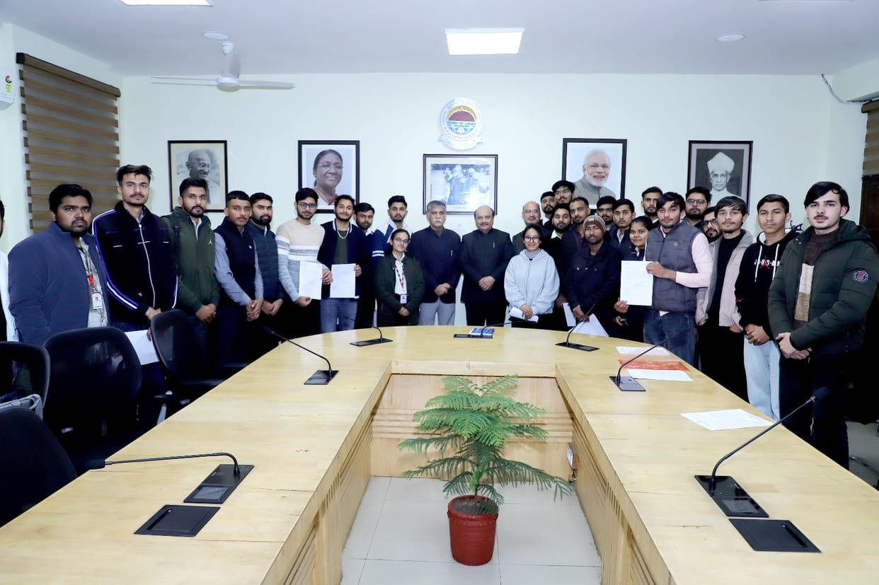 26 students of UIET Mechanical Engineering received the gift of on-job training.