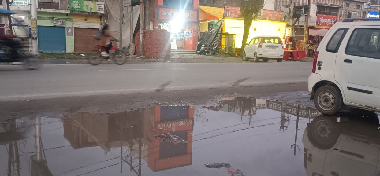 Rain continued till late night in Khatima