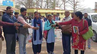 Jharkhand Municipal Elections: Voter awareness rally in Birsa College Khunti, youth motivated to vote