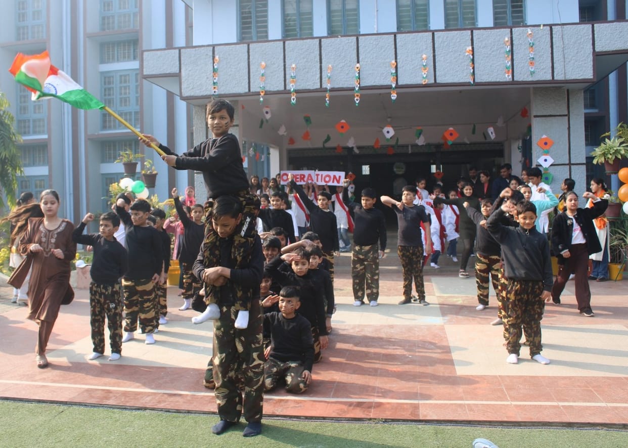 Beautiful cultural presentations related to patriotism were given.