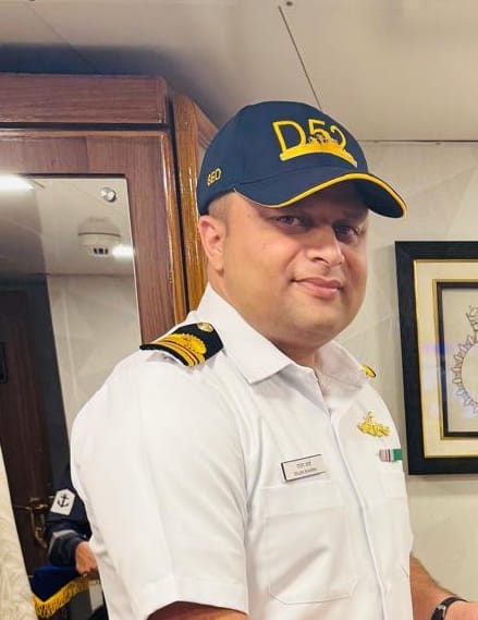 Rajan Sharma of Fatehpur became Commander in the Navy