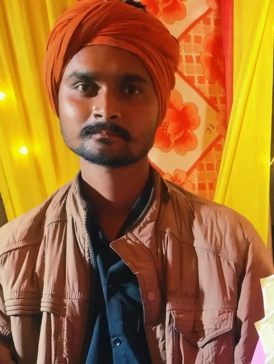 सड़क दुर्घटना में मृत-प्रदीप गौतम (फाइल फोटो)