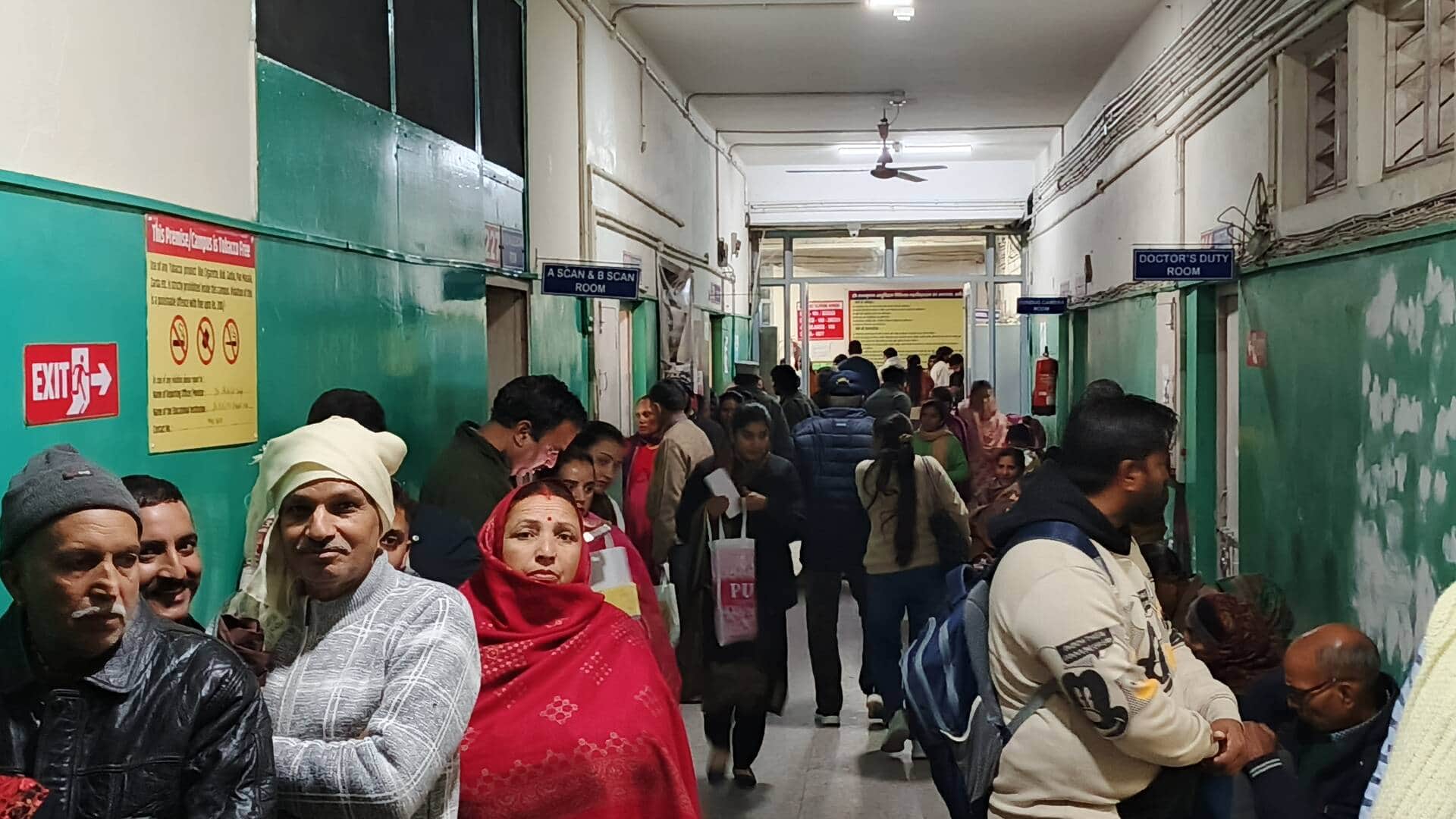 दो दिन के अवकाश के बाद हृदय रोग ओपीडी के बार मरीजों की भीड़। संवाद