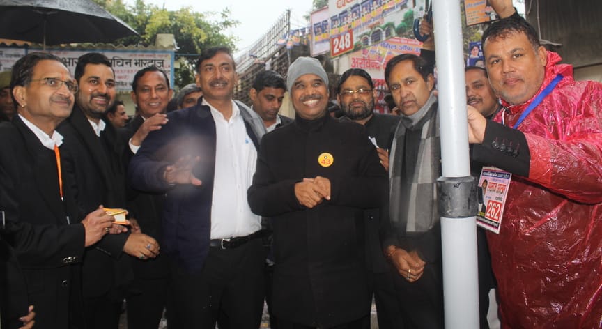 Low voter turnout on first day, limited participation of advocates in Meerut