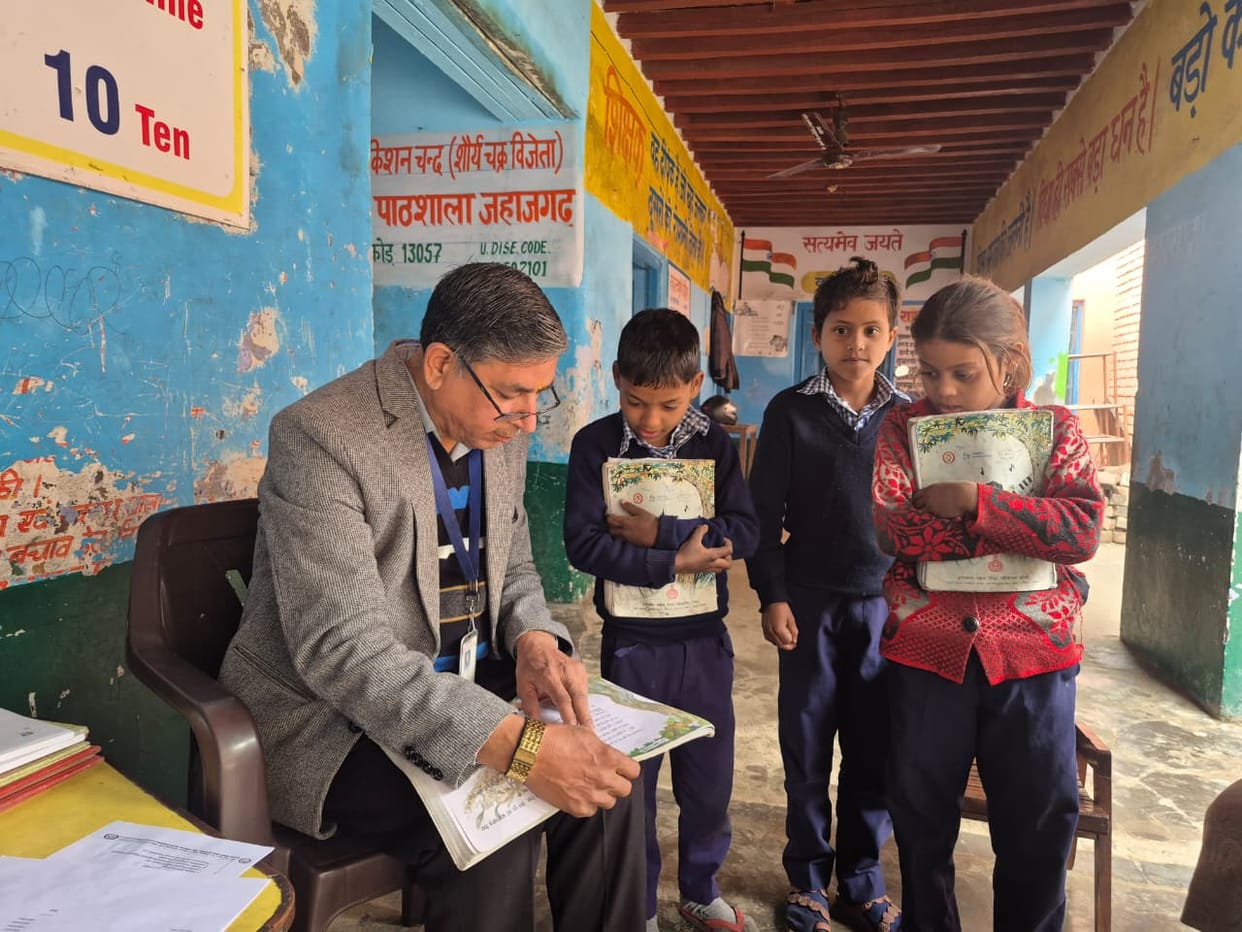 190 officers, including the DEO and DEEO, went into the field to inspect the arrangements at schools.