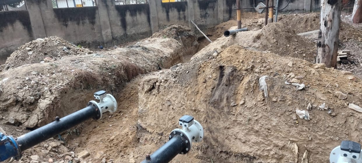 Digging done carelessly, now shirking responsibility