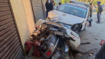 An uncontrolled car hit three vehicles in Belkhet.