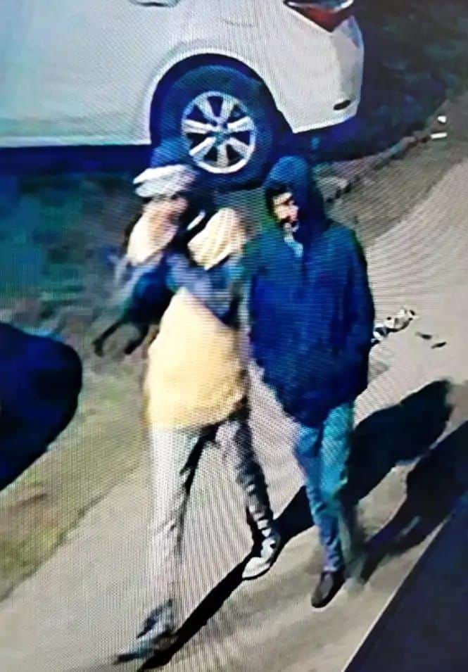 चोरी की वारदात में सीसीटीवी में नजर आए दो संदिग्ध। 