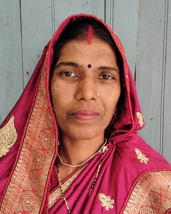 फोटो-27- शिक्षामित्र श्रीकांति की (फाइल फोटो)