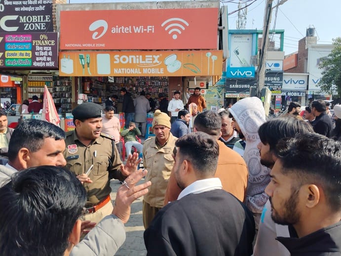 Four-wheelers will not enter the mobile market
