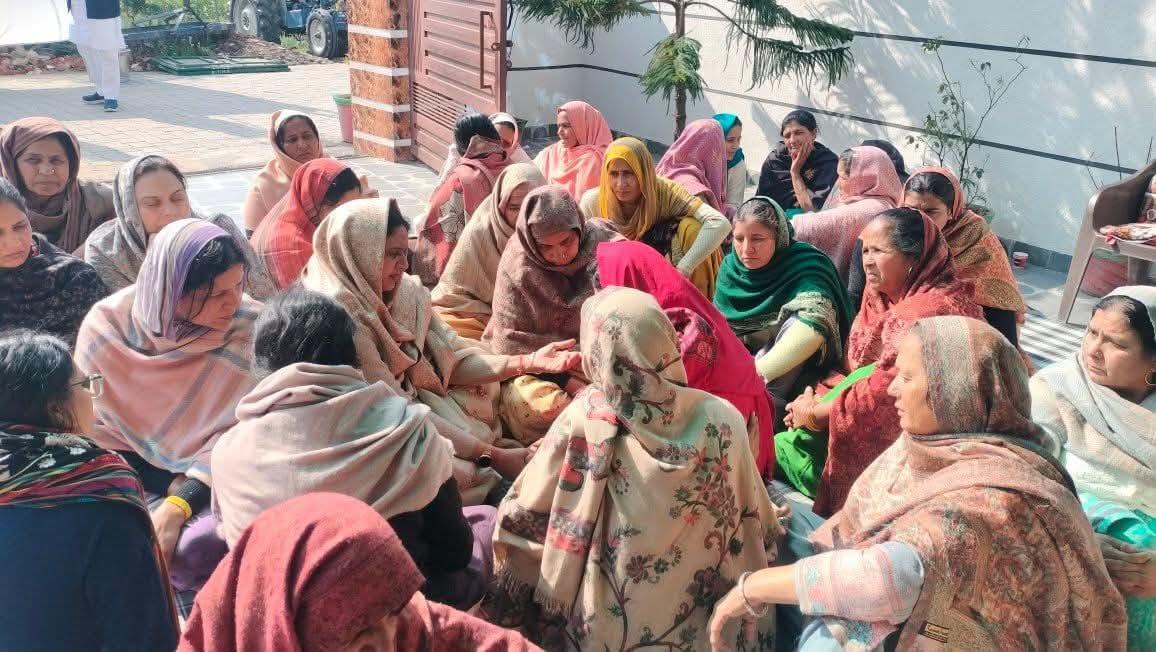 Mayor pays emotional tribute to martyr Sudhir Narwal