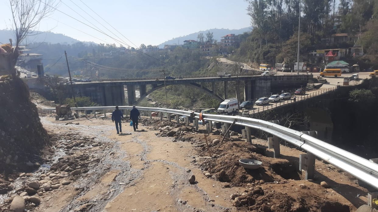 70% work of Ghumarwin Bus Stand Exit Road completed