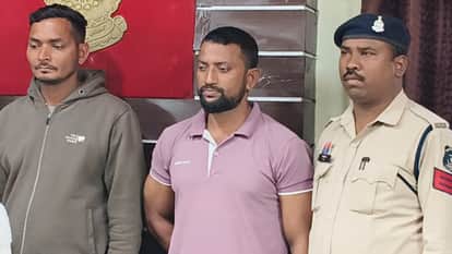 Korba police crack down on illegal scrap metal trade and 10 accused arrested