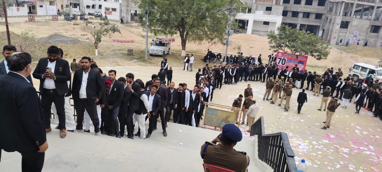 750 lawyers cast their votes on the second day.