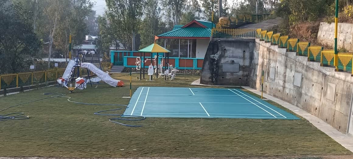 नगर परिषद घुमारवीं के दकड़ी पार्क में बनाया जा रहा पार्क। संवाद