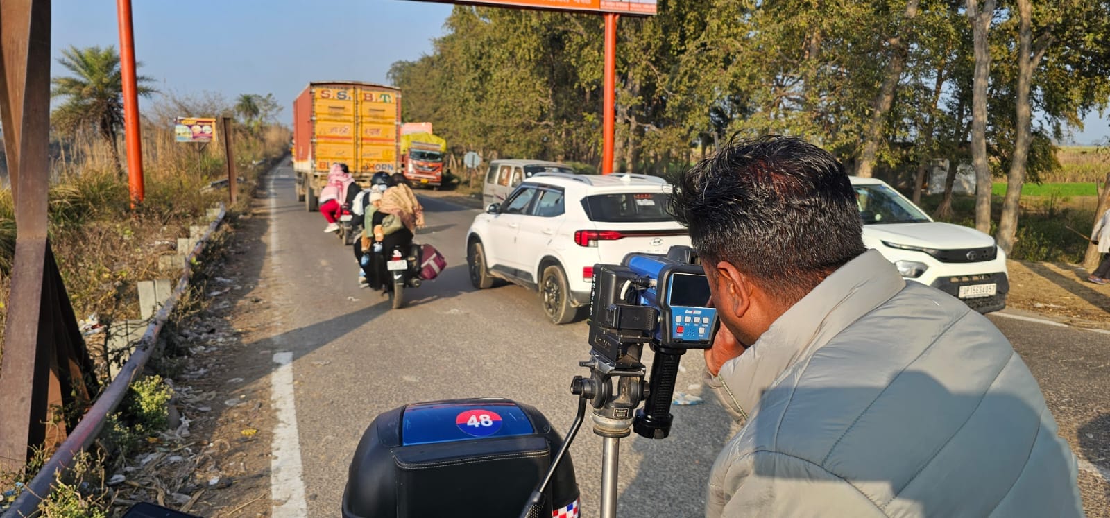 Caution: A speed limit of 50 kmph is applicable on the Kanwar track route.