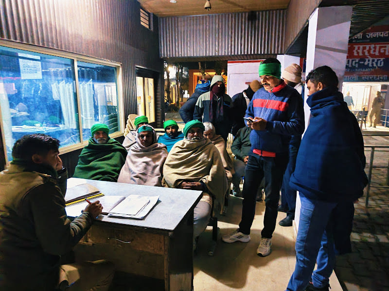 BKU workers demand closure of factory in protest against pollution