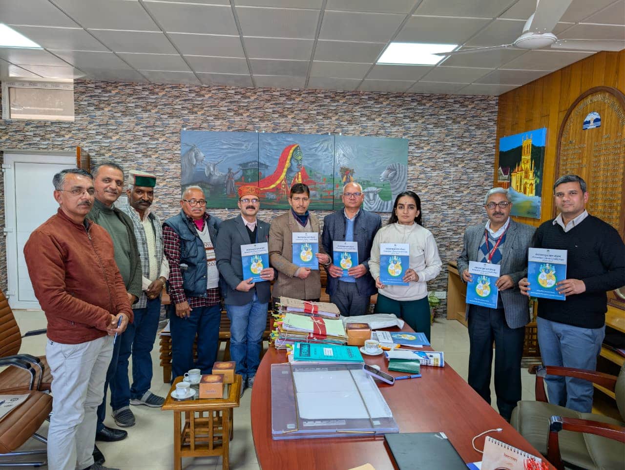 उपायुक्त गंधर्वा राठौड़ ने की नाबार्ड की संभाव्यतायुक्त ऋण योजना की लांचिंग। स्रोत : जनसंपर्क वि