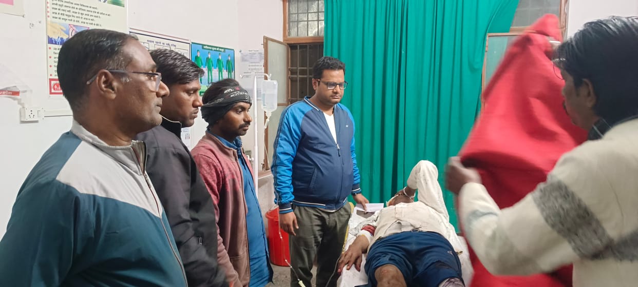 Middle-aged man injured in collision with high-speed vehicle