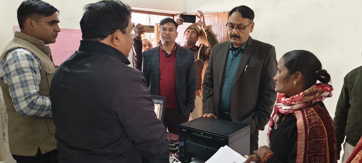 Checked the progress and quality of feeding work and hearing of no mapping data
