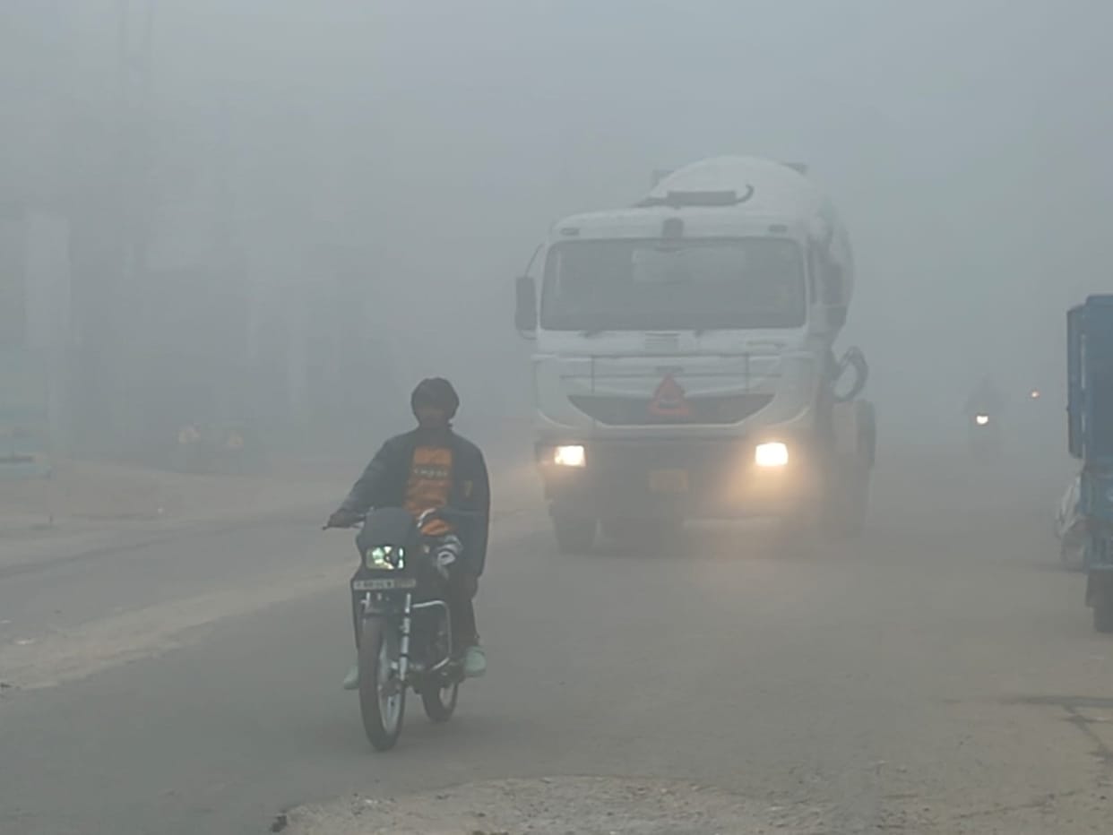Dense fog slows down trains, delays passengers