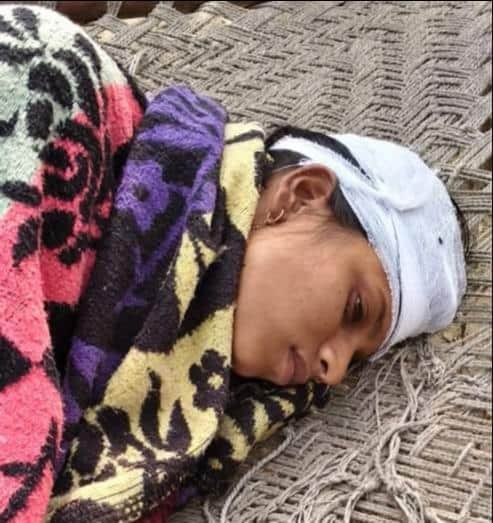 बारजा गिरने से घायल महिला। स्रोत:-जागरूक पाठक