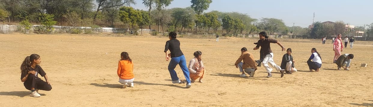 Sports activities were held on the second day of the camp.