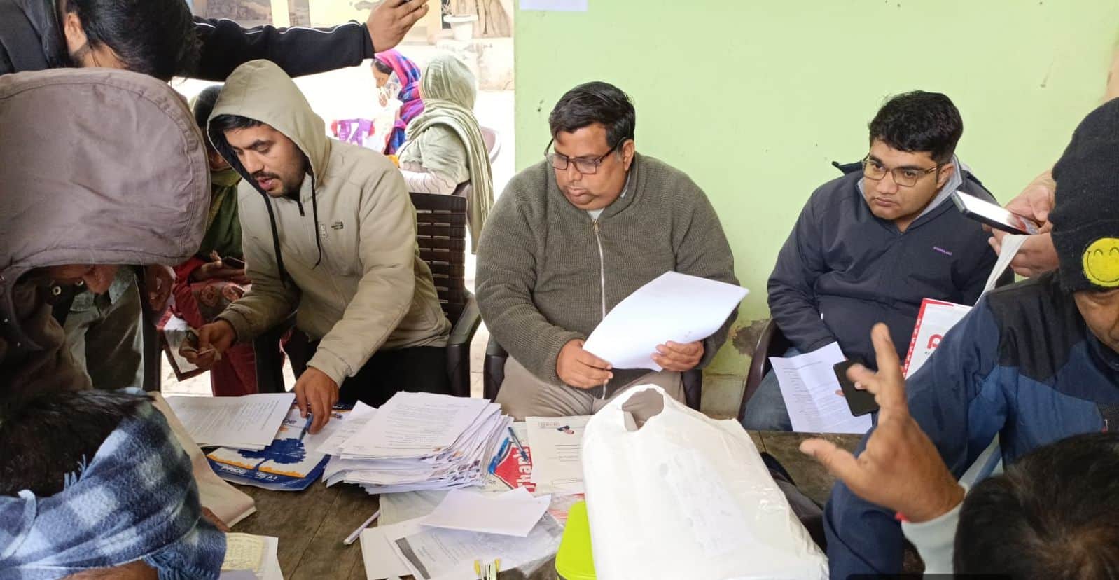 फोटो : सोनीपत में सूरी पेट्रोल पंप वाली गली में सर्वजातीय चौपाल में लगे शिविर के दौरान नगर निगम