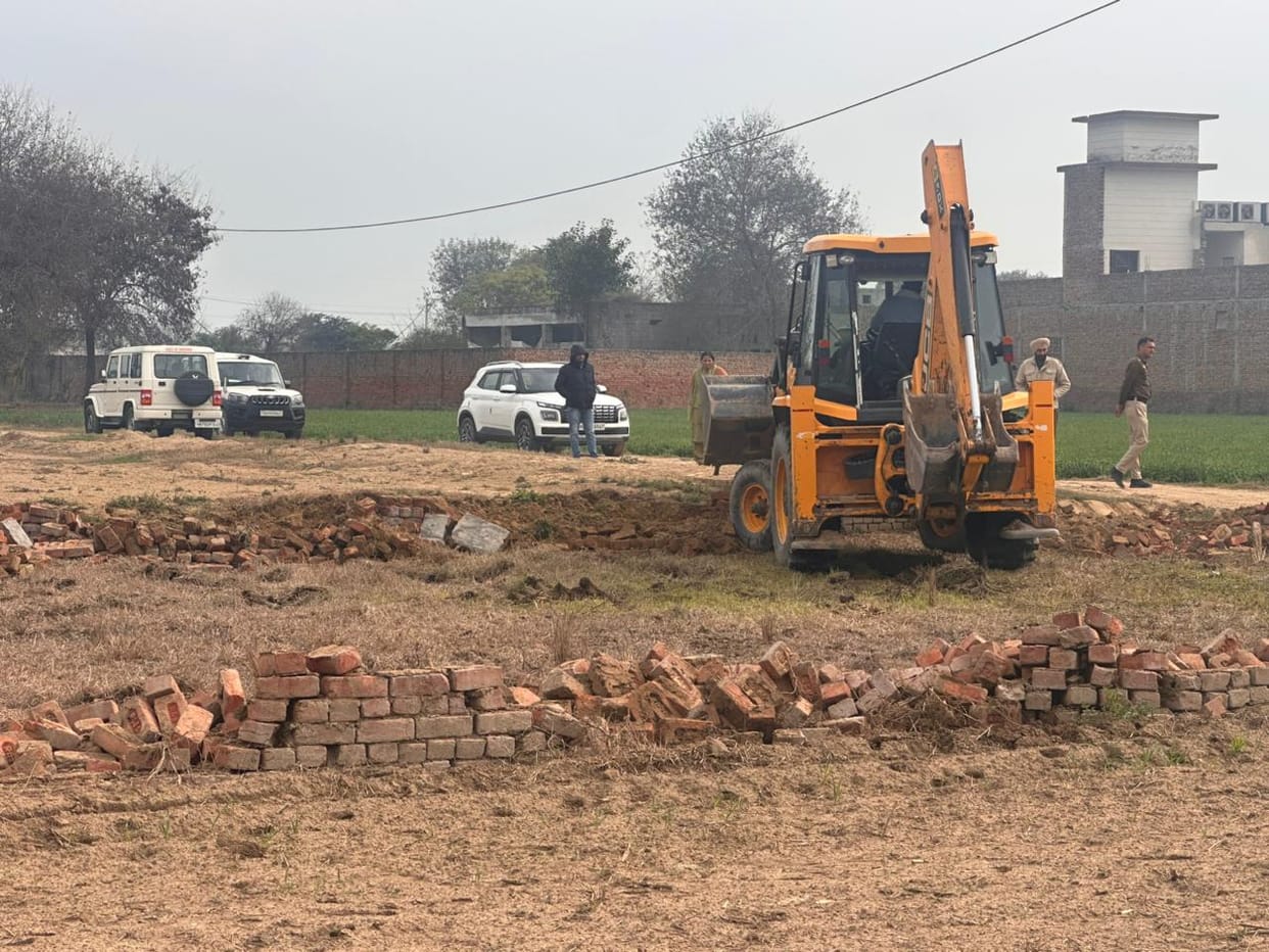 DTP department demolished illegal colony on Bhuna Road