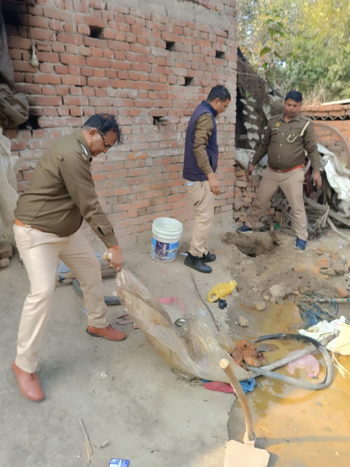 Three quintals of liquor recovered in the raid, police destroyed it