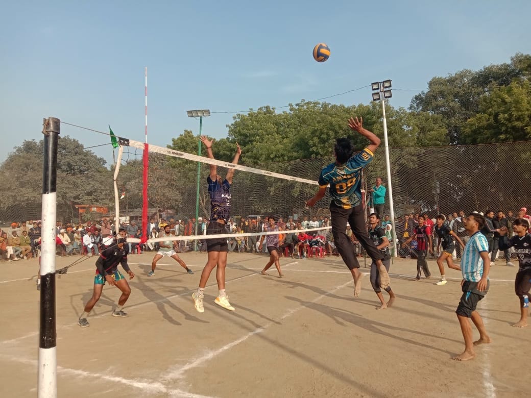 Deoria and Patna got victory