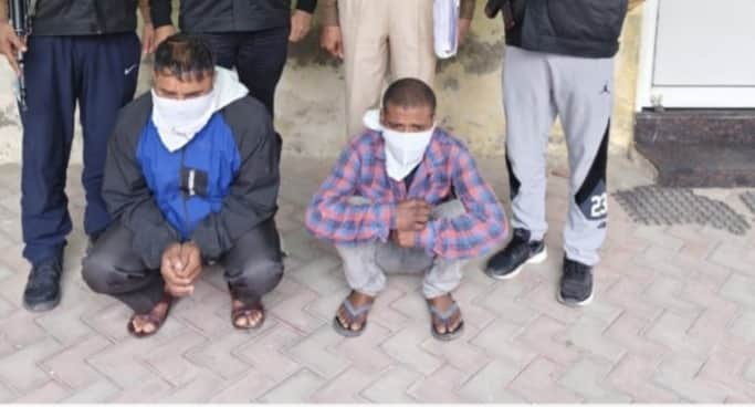 पकड़े गए दोनों आरोपी। स्रोत : पुलिस