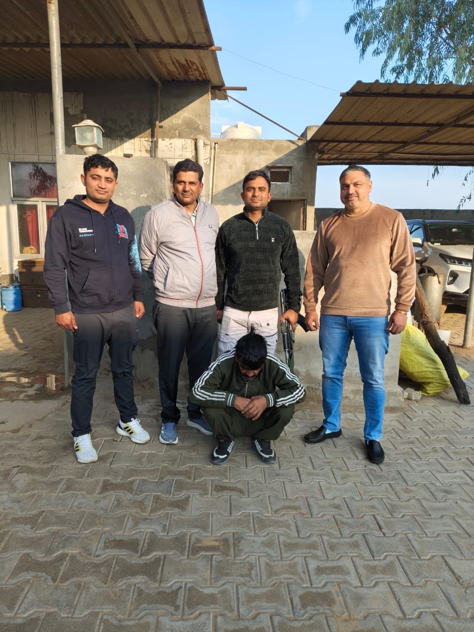 CIA staff arrested a youth with 99.75 grams of chitta.