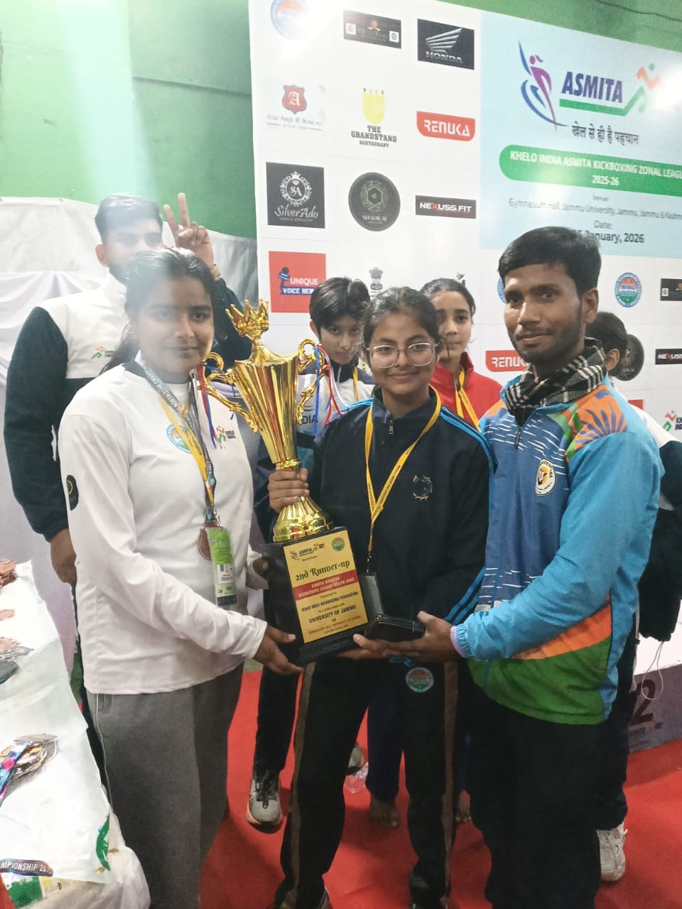 Deepanshi won bronze medal in kick boxing competition