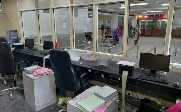 UPS battery cables stolen from Sector-6 Civil Hospital, server down