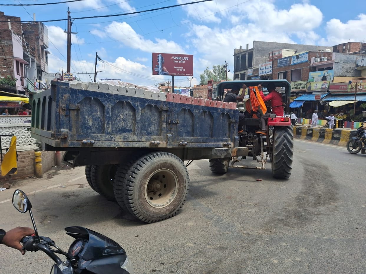 Commercial use of tractor trolleys registered for agricultural purposes will be prohibited.