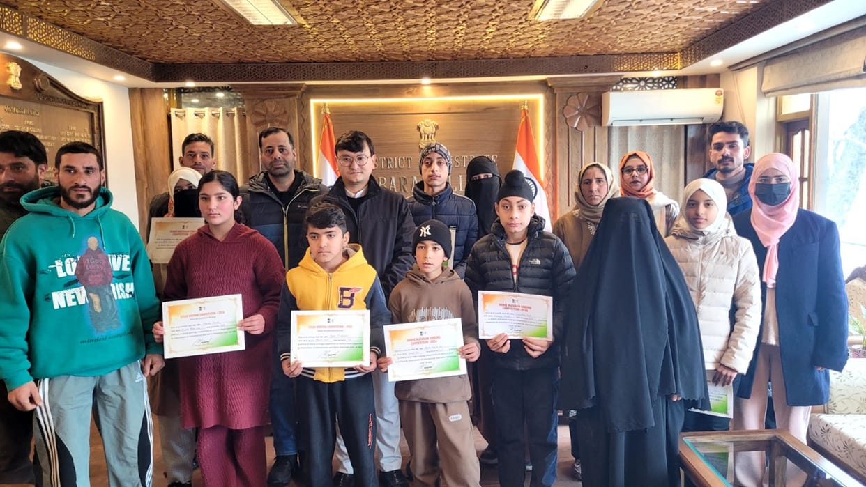Srinagar, Baramulla, Vande Matram Competition, Winners Honored