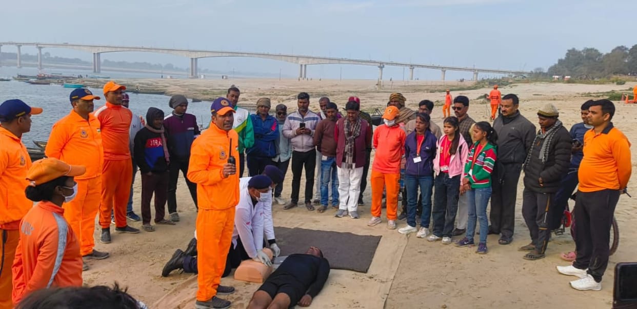 Mock drill: People trapped in floods rescued from the river