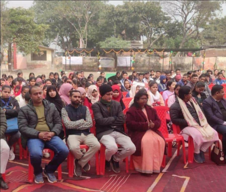 फोटो-10- रोजगार मेले में मौजूद युवा। स्रोत: आयोजक